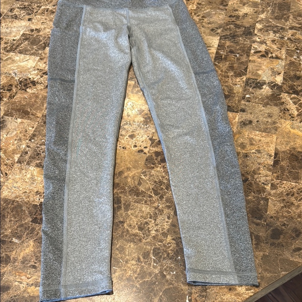 Aeropostale Gray Leggings Size Small With Side Pockets